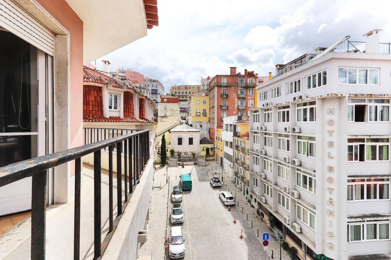 Sunny Flat City View By Homing Lisbon Exterior photo